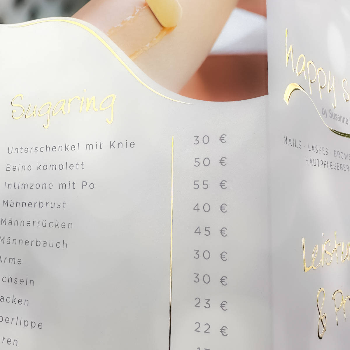 Dépliant / flyer exclusif de 4 pages avec de l'or ou de l'argent liquide – Image 19